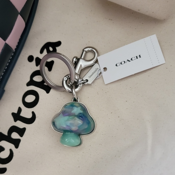 Coachtopia Ergo shoulder bag with mushroom charm - Picture 5 of 14